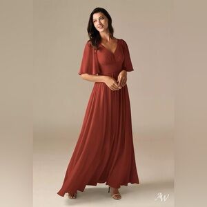 NWT Lavetir Rust A-Line V-Neck Chiffon Gown with Side Slit